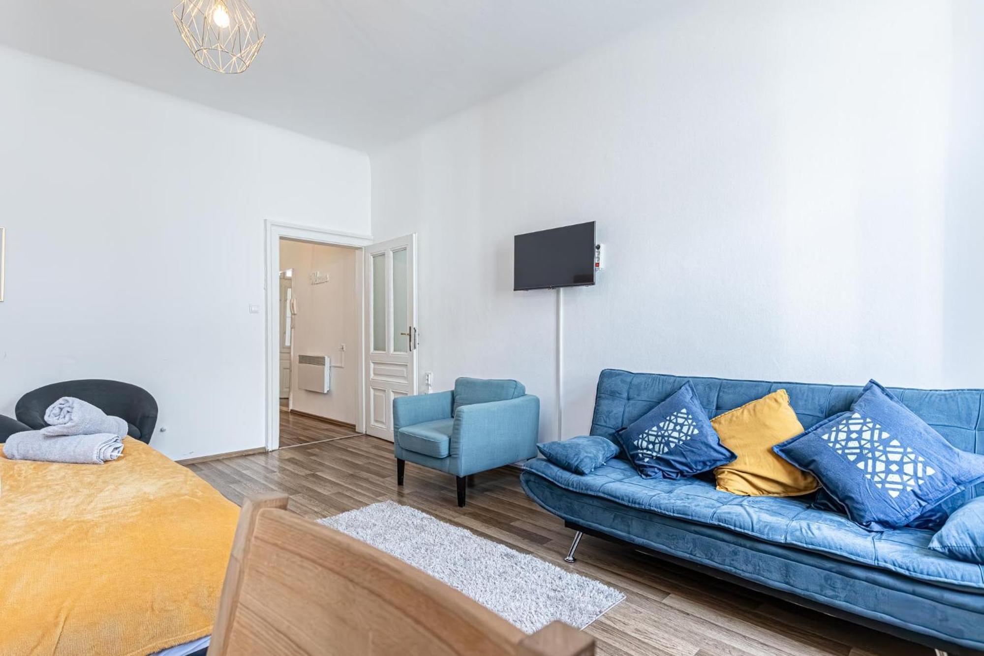 Explore Vienna: 1Br Retreat Near Westbahnhof Exterior photo