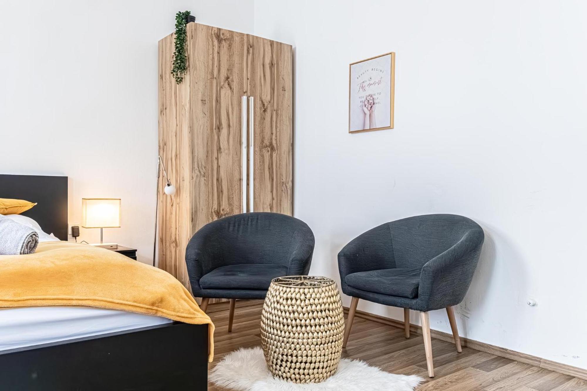 Explore Vienna: 1Br Retreat Near Westbahnhof Exterior photo